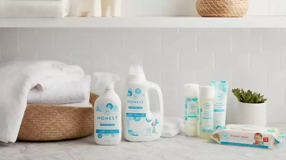 The pragmatist’s all-organic parcel - Kaiby Baby Box baby hamper #3 - The pragmatist’s all-organic parcel
