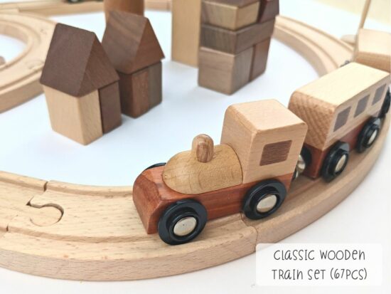 Classic Wooden Train Set (67pcs)