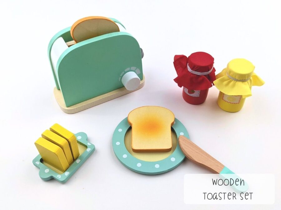 Wooden Toaster Set