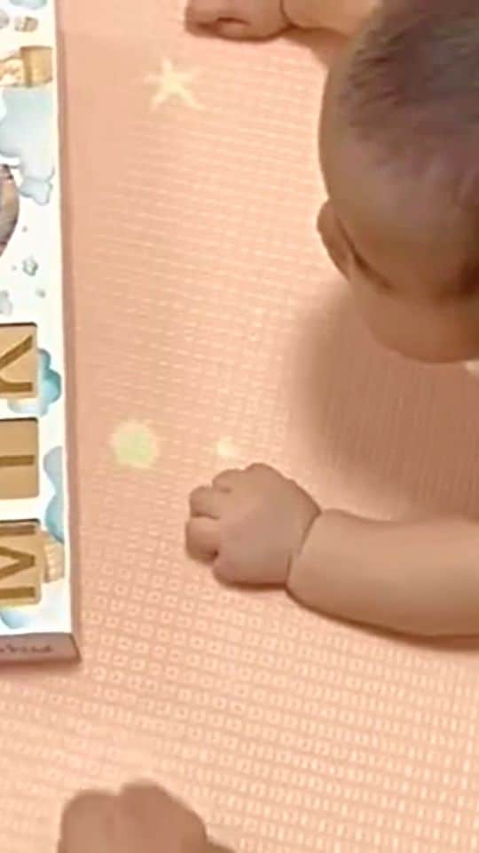 Kaiby Baby Hamper Unboxing Video 17