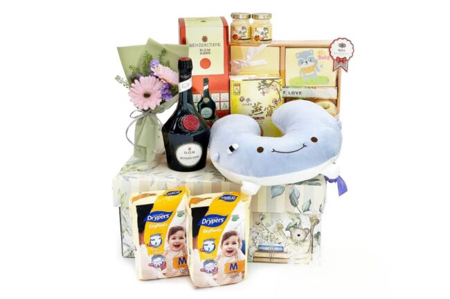 Noel Gifts Nourishing Mum Baby Gift Review Banner