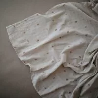 MUSHIE Swaddle (Rainbows)