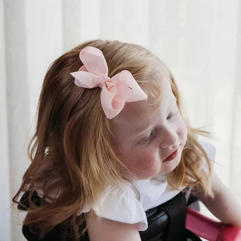 SNUGGLE HUNNY Clip Bow Medium Pink