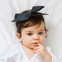 SNUGGLE HUNNY Natural Linen Bow Pre-Tied Headband Wrap (Navy)