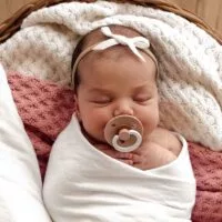 SNUGGLE HUNNY Velvet Baby Headband (White)
